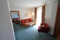 Apartment mit 2 Schlafzimmern und Balkon