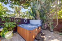 Upscale Home w/ Hot Tub: Walk to Pompano Beach! - B&B Pompano Beach