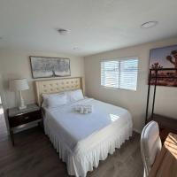 Suite Steps to San Diego Top Spots - B&B San Diego