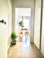 Charmant T2 cosy à 5min du métro et avec une place de parking privée - Chambres d'hôtes Créteil