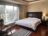 Lucky suite, two-bedroom suite in close to YVR - B&B Richmond