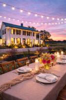 Historic Farmhouse -Modern Amenities -1800s Charm - B&B Bois D'Arc