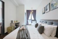 Appartamento con 2 Camere da Letto e Vista Piscina