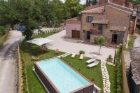 Private Tuscan Villa Pool & Spa - Bed and Breakfast Lucignano