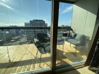 Ainoa Shopping Center Apartments - Tapiola - B&B Espoo