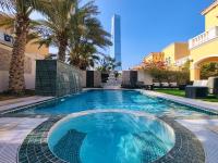Royal Palazzo with private Pool and BBQ on Marina, huge 7Bedroom Villa - Chambres d'hôtes Dubaï