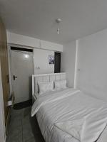 NAIROBI SMART ROOMS and ACCOMODATIONS and AirBnBs Along Thika Road near TRM - Bed and Breakfast Nairobi