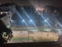 Tofino -1 BHK fully serviced apartment with a forest view fully furnished with wifi and lift facility - Ferienwohnung Neu-Delhi