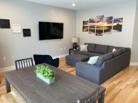 3BR Downtown with Private Garage-Walk to Mass Ave-Family Friendly - Ferienwohnung Indianapolis