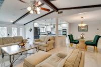 Private Beach & Pool Access! Fort Myers Getaway - B&B Fort Myers