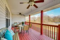 Springfield Area Retreat! Family Home w/ Yard - B&B Republic