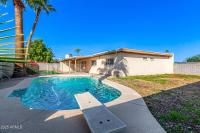 North E Phx Sleeps 8, home w pool, near Scottsdale - Bed and Breakfast Phoenix