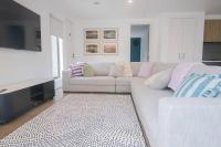 The Modern on Longley - 4 Bedroom Townhouse - Ferienwohnung Yelverton