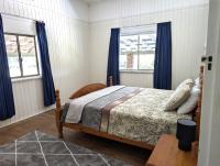 Bring - Truck & Work Crew - Basic but functional - Bed and Breakfast Morayfield