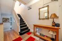 Cardiff City Centre 3BR Home with Fireplace - B&B Cardiff