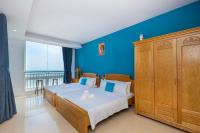 Appartamento con 3 Camere da Letto e Vista Mare