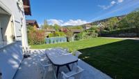 Les Hauteurs du Léman - Maison de vacances avec un grand jardin - Chambres d'hôtes Neuvecelle