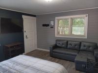 TeePee Room 3- Newly Renovated - B&B Roscommon