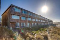 Oceanfront Lincoln City Condo w/ Community Pool - B&B Lincoln City