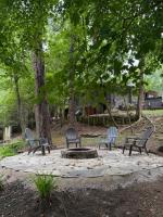 Log Cabin - B&B Wake Forest