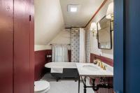 5BR Minutes to Salem|Historic Downtown Beverly - B&B Beverly