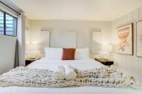 Ivywild Flat Pet Friendly Near Broadmoor w Views - B&B Colorado Springs