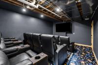 Epic 9-Bed Yellowstone Lodge Theater, Bars, Sauna & Ski Views - B&B Ellicottville