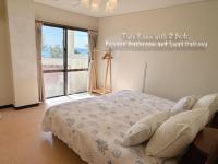 Zweibettzimmer mit Balkon