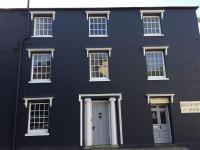 B&B Bridport - Little Boutique Club - Bed and Breakfast Bridport