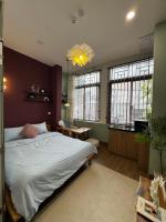 Studio Lit Queen-Size de Luxe 
