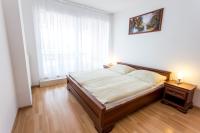 Apartamento Ático de 3 dormitorios con balcón y vistas al lago