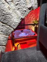 Évasion secrète, Love room & SPA - Ferienwohnung Lons-le-Saunier