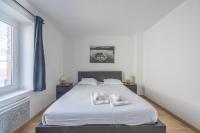 PLUTO in city centre with garage - B&B Port-en-Bessin-Huppain