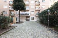 Golden House - 1Bdr Apt, 10min to center-100mt MetroA - 2-4 pax - A-C - B&B Roma
