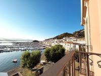 EDIFICI ROSA- Ático primera línea - Bed and Breakfast el Port de la Selva