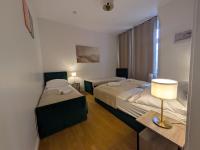 Munich Apartment 110 qm with 3 Bedrooms very cetral location 1 to 10 Guests - Chambres d'hôtes Munich