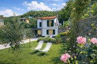 Casa Liguria - freistehendes Ferienhaus - 5 Gehminuten zum Strand - zwischen Portofino, Sestri Levante, Cinque Terre! - B&B Cavi di Lavagna