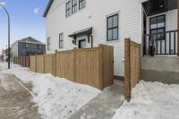 Private Guest Suite in SE Calgary 5 minutes to South Health Campus & Seton YMCA - Chambres d'hôtes Calgary
