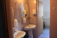 Mini-Hotel Verhovina - Ferienwohnung Kyiw