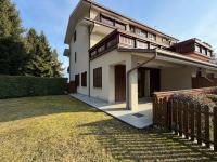 The Home of Sun - Apartments in Villa - B&B Civenna