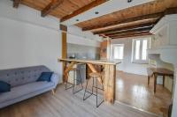 maison de village - B&B Saint-Même-les-Carrières