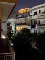 Stylish Central Apartment - Ferienwohnung Nafplion
