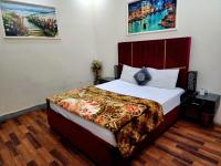 Falcon Palace Hotel - B&B Lahore