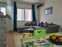 Agréable appartement S plus 1, Résidence Aicha avec piscine - Chambres d'hôtes Kélibia