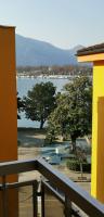 Lake Maggiore Waterfront Retreat - Walking distance to Everything - Bed and Breakfast Muralto