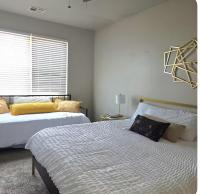 Family-Friendly 3BR Townhome - B&B Edmond