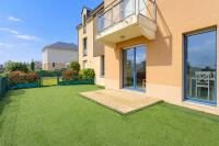 L'Opale - Joli appartement avec jardin et garage - B&B Dinard