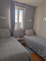VILLA DES BAINS DE MER 1 a 3 PERS 300 M PLAGE AVEC BALCON ET VUE VELOS FOURNIS 2 CHAMBRES petit déjeuner en option - Chambres d'hôtes Mers-les-Bains