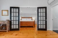Romantic cottage close to ocean & bay, & trails! - Ferienwohnung Eastham