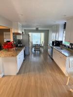 Spacious Bryan Retreat Near Texas A&M - Bed and Breakfast Bryan